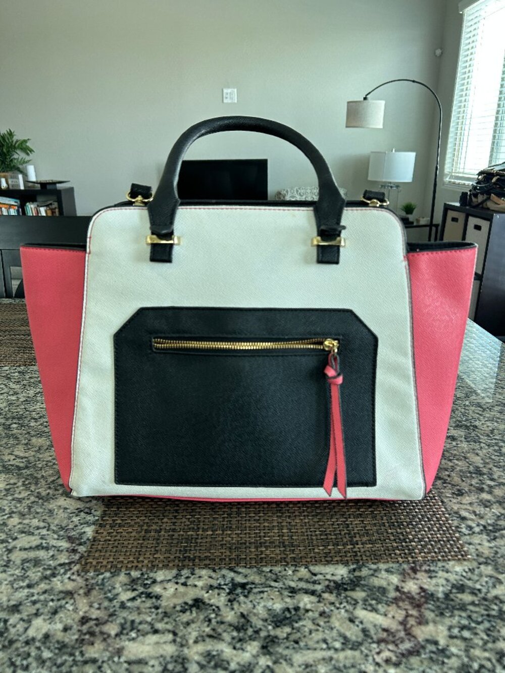 Steinmart Women's Purse – Coral, Black & White – with Gold Tone Hardward